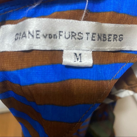 Diane Von Furstenberg Gorgeous Silk Mini Dress - Picture 9 of 13